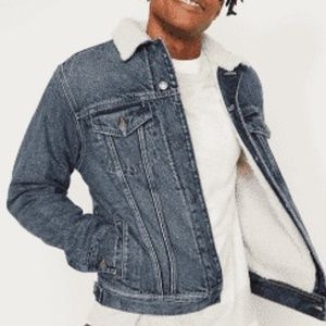 New with Tags Old Navy Sherpa Lined Men's Denim Jean Jacket Medium Wash …